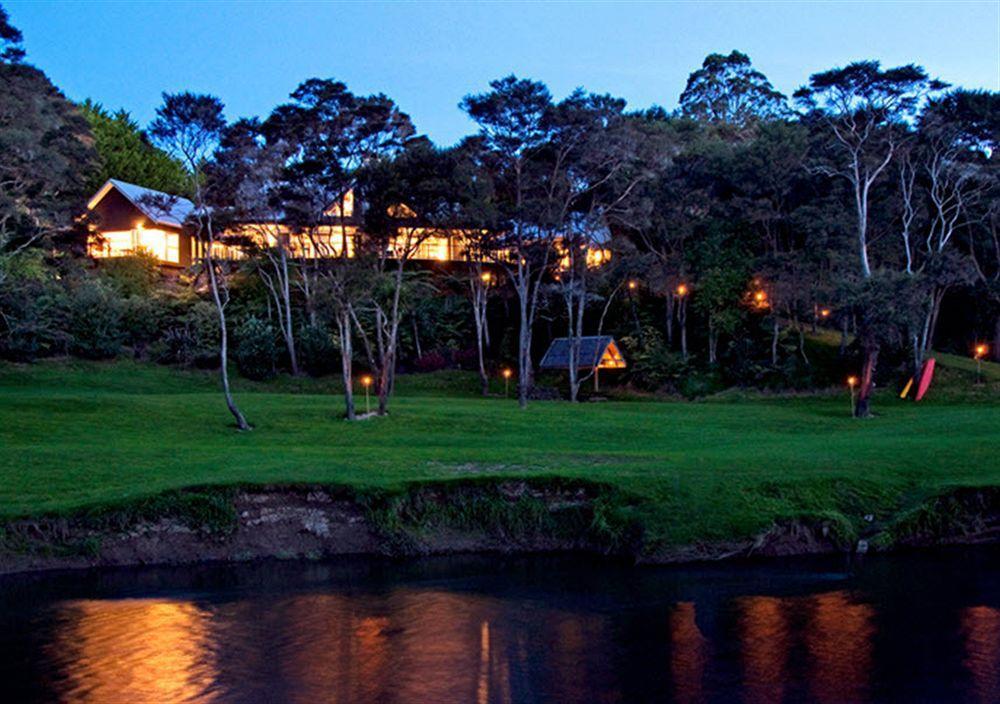 River Retreat Haruru Esterno foto